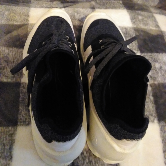 Ecco Women's Biom Cross Trainers - Picture 5 of 9